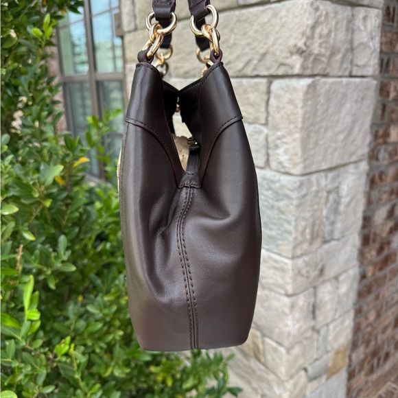 ❌SOLD❌✨Gently Used Ladies Coach Signature Brown and Tan Shoulder Bag✨ - Picture 8 of 16